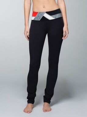 Lululemon Skinny Groove Pant (Tall) *Full On Luon - Black/Fa14 Quilt